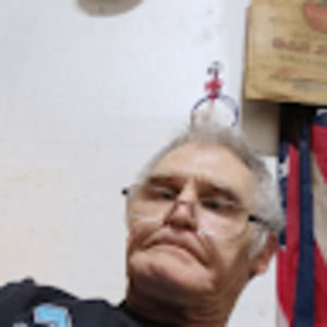 Meet your Posher, Tom